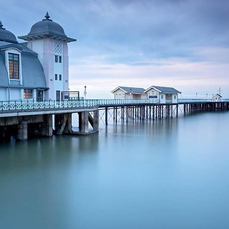 Cardiff/Pernath Home2 Екстер'єр фото